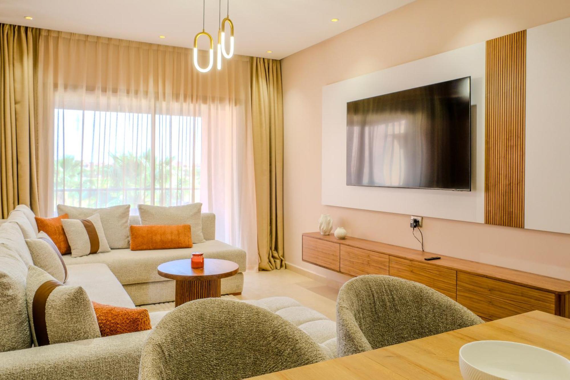 Luxury 2bd In Prestigia Jade With Pool And Golf View Appartement